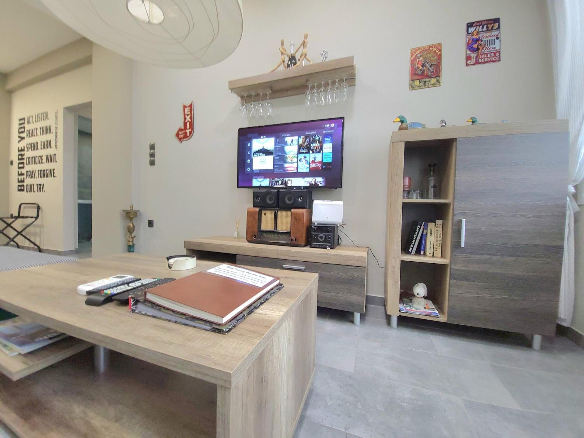 “Zeus”, Stylish Luxury Business Suite In The Heart Of Athens. Kültér fotó